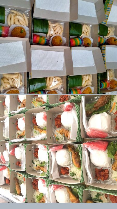 Paket Nasi Box Dan Snack Box