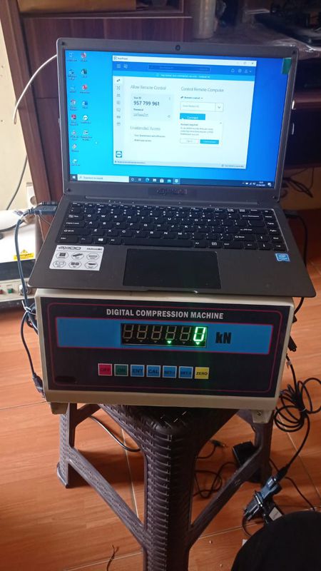 Digital Indicator + Accesories - 100KN
