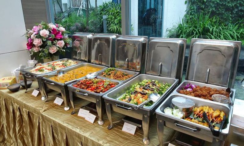 PAKET CAKRA BUFFET catering-services-flyer-psdpixel-catering-services-event-catering
