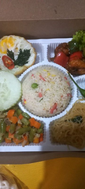 Lunch Box nasi Goreng