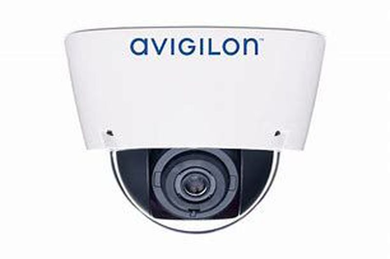 2.0 MP (1080p) WDR, LightCatcher, 3.3-9mm P-iris Lens, Integrated IR ...