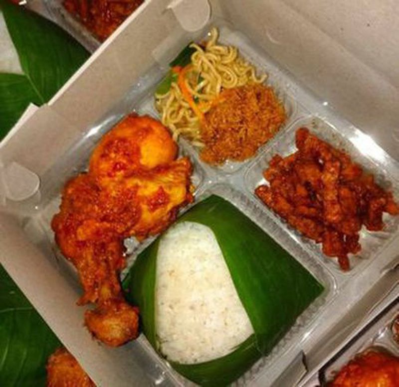 Nasi Campur Ayam Kampung