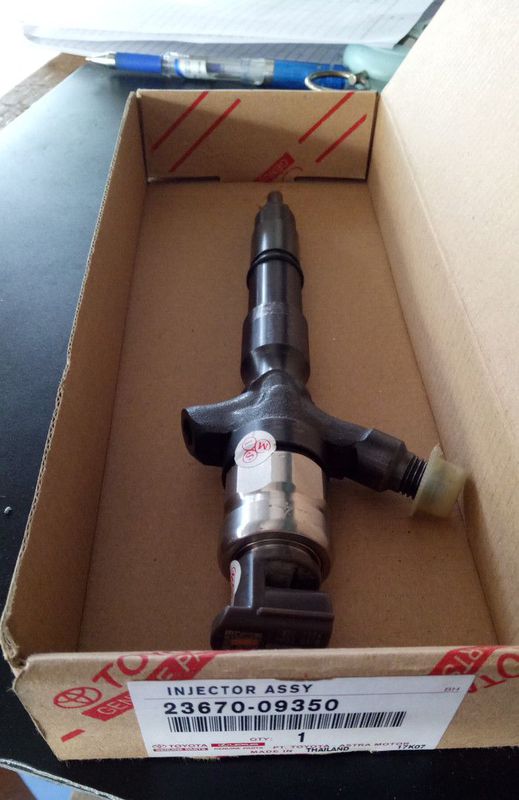 Injektor Assy Nozzel Mobil Toyota Hilux