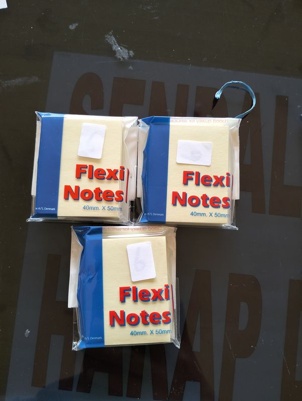 Postit Flexi Notes Bantex kecil (40mm x 50mm)