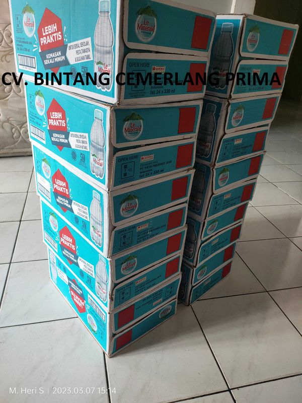 AIR MINERAL BOTOL 330 ML