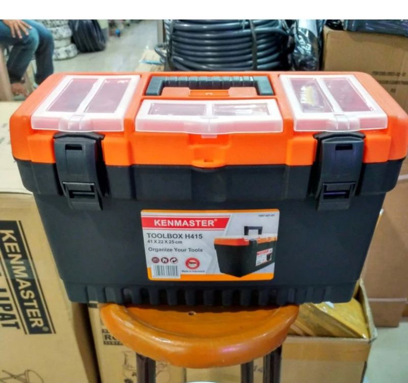 Tool Box Besar / Tempat Kontak Perkakas