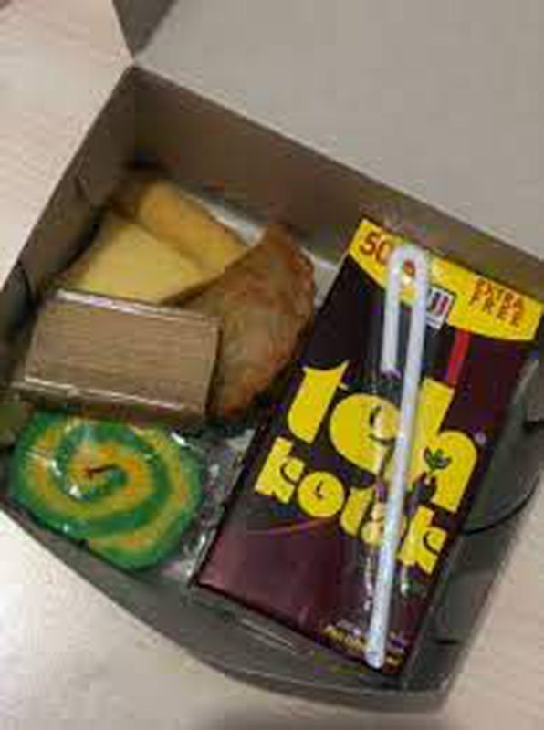 SNACK KOTAK
