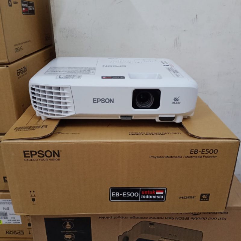 Proyektor epson eb e500