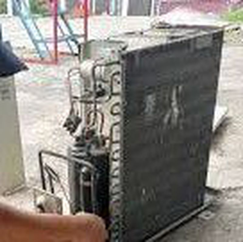 Pengecekan Kompresor AC Split