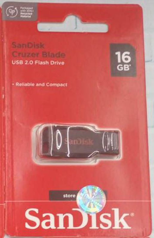 Flashdisk 16 GB