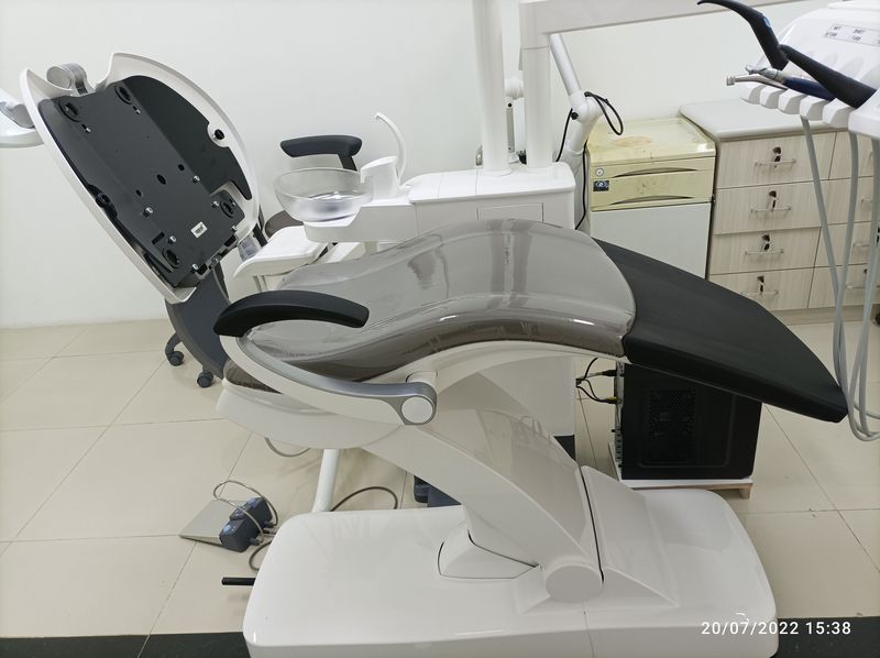Jasa perbaikan dental unit