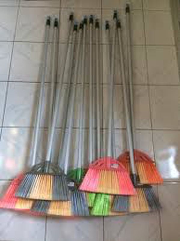Sapu lantai