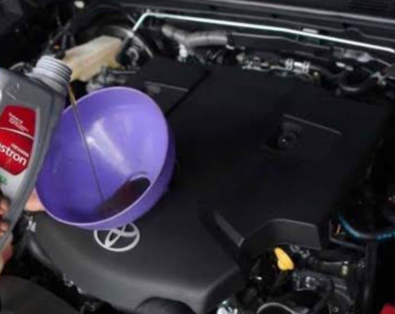 Jasa service Ganti Oli, Oil Filter, Fuel Filter Mobil Hilux Diesel