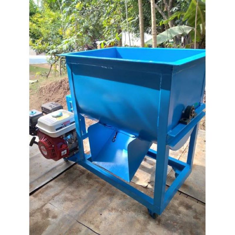 Mesin mixer pengaduk pakan