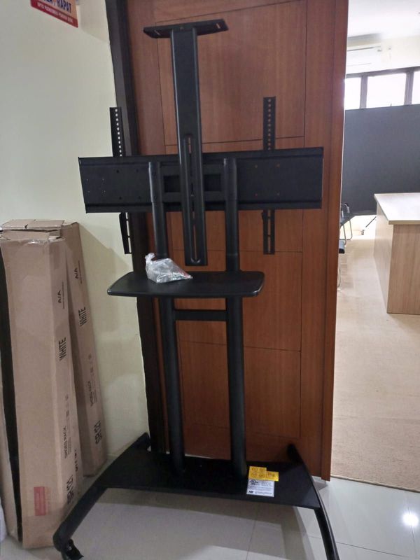 Bracket Standing TV