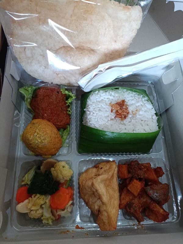 Nasi rames spesial