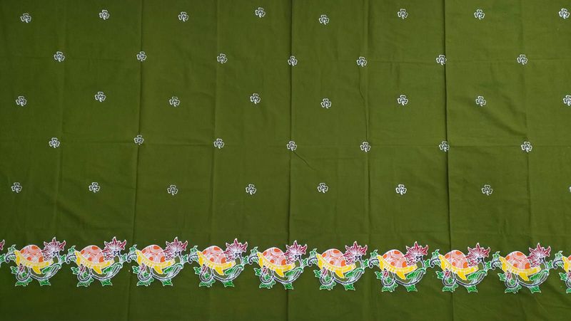 Batik Motif Kura Kura Hijau Armi - Hijau Tua
