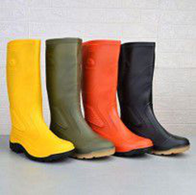 Sepatu Boot