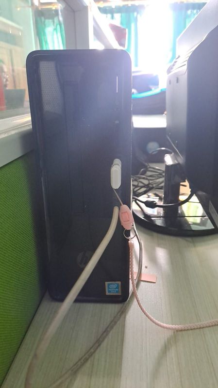 SERVICE COMPUTER (CPU) 05