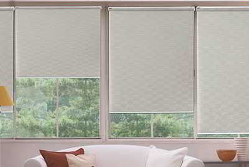 Gorden Roller Blind Dim Out Sharp Point