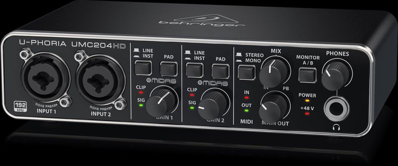 Behringer UMC204HD