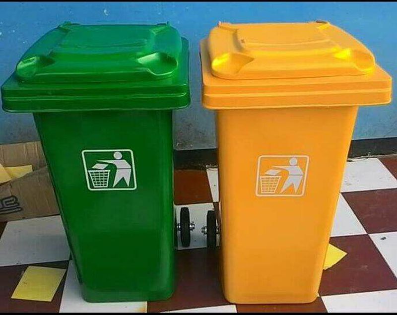 tempat-sampah-beroda