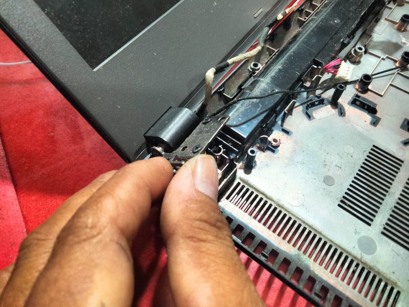 SERVICE LAPTOP ACER