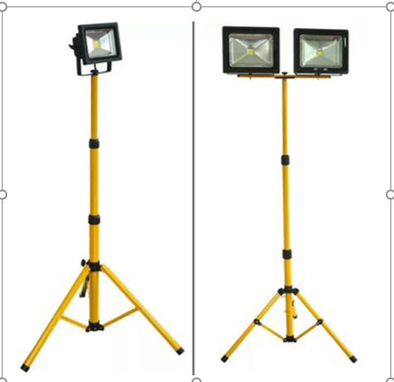 Stand Besi Lampu Sorot