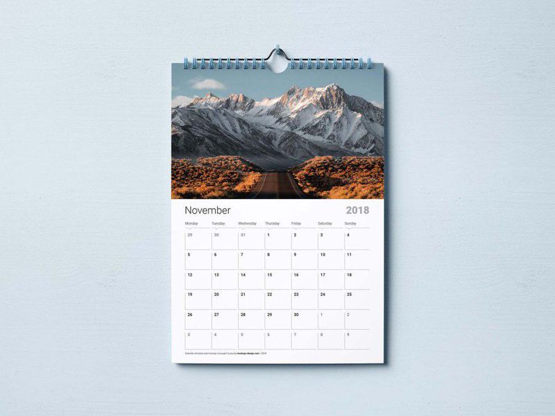 Kalender dinding custom
