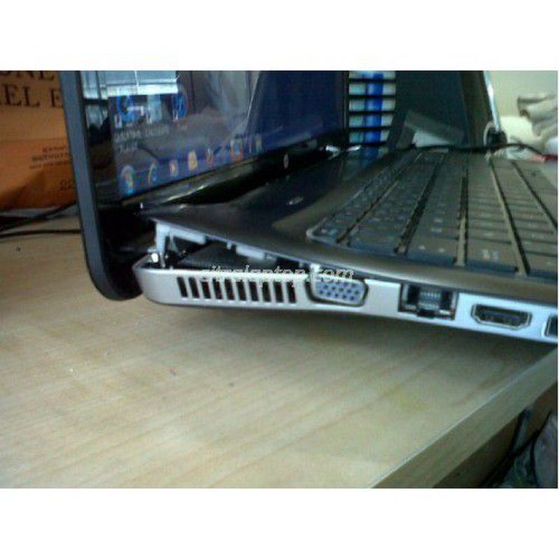 Engsel Laptop