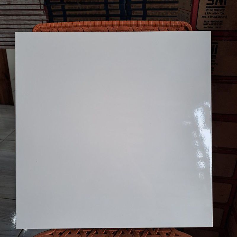 Tegel Keramik SNI 60x60