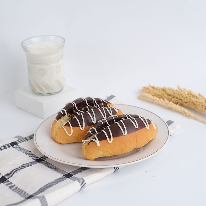 Chocolate Crispy Cream Mini