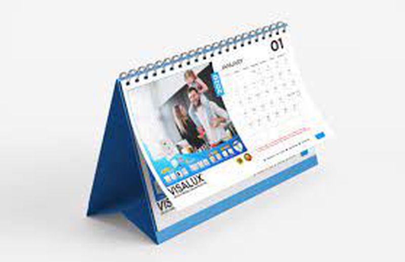 Cetak dan Desain Kalender Custom