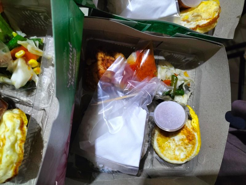 Paket 30 ribu zam box rice