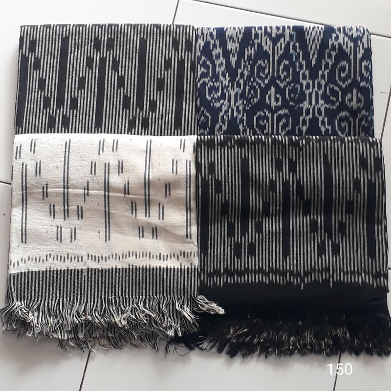 Kain Tenun Terlaris untuk Seragam