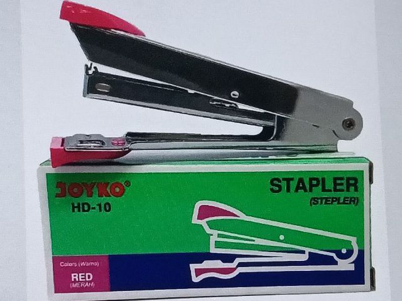 Staples Uk 10