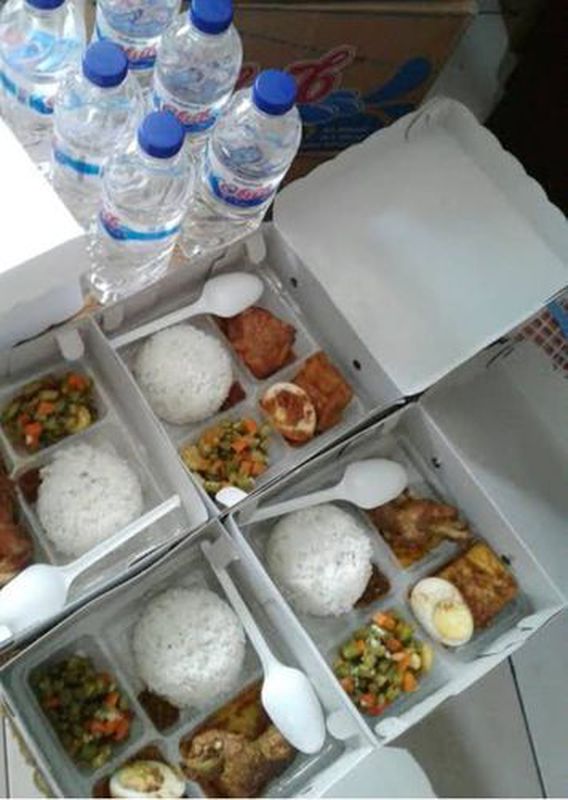 Gambar Nasi Kotak Dan Snack