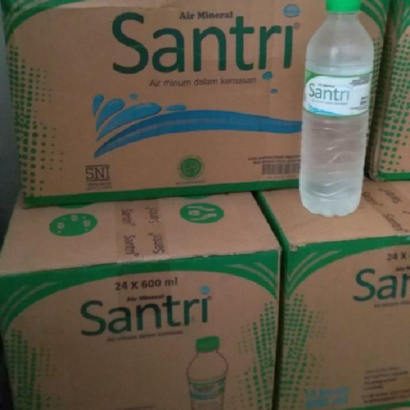 Air Minum Mineral Santri 7041