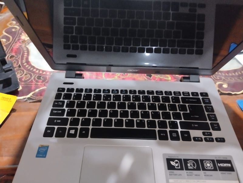 Servis Berat Laptop Acer Intel Core I3