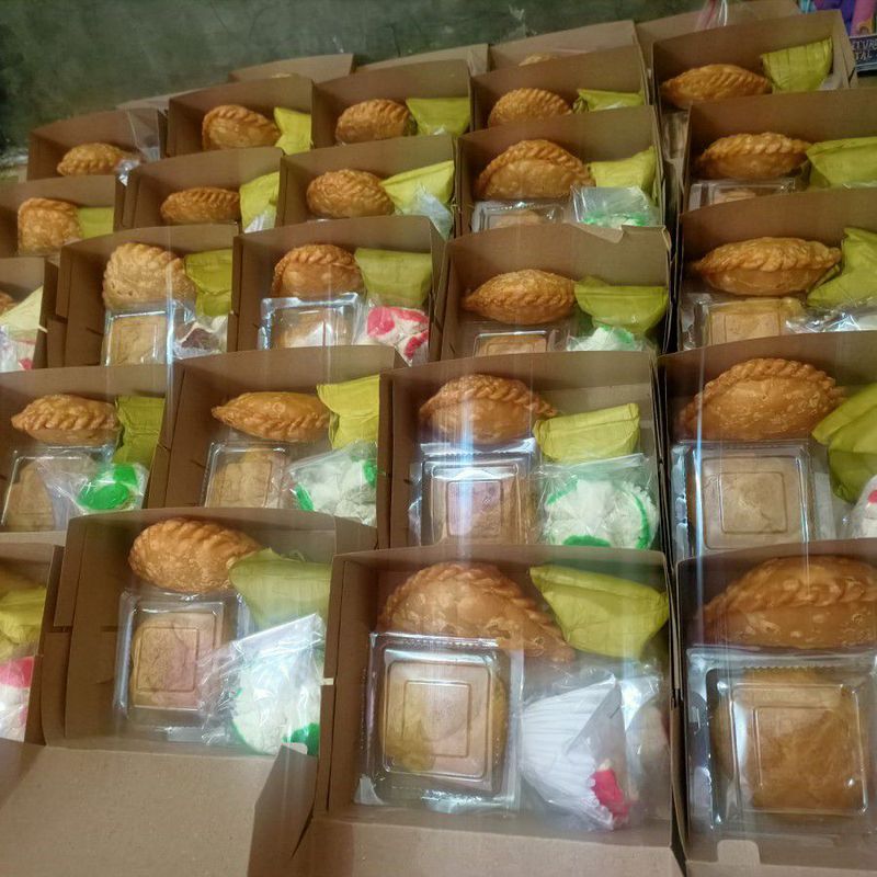 Snack Box Rp. 16.000