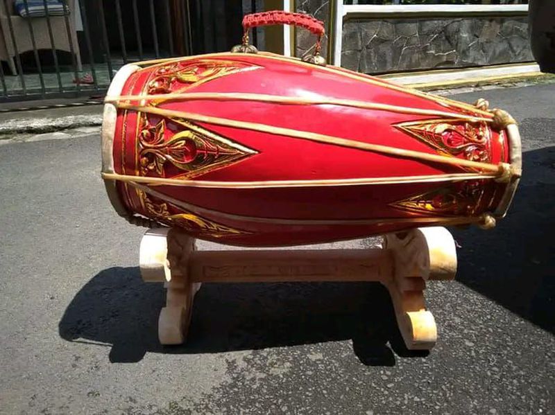 Gamelan (Besi Ageng Kendhang Batangan)