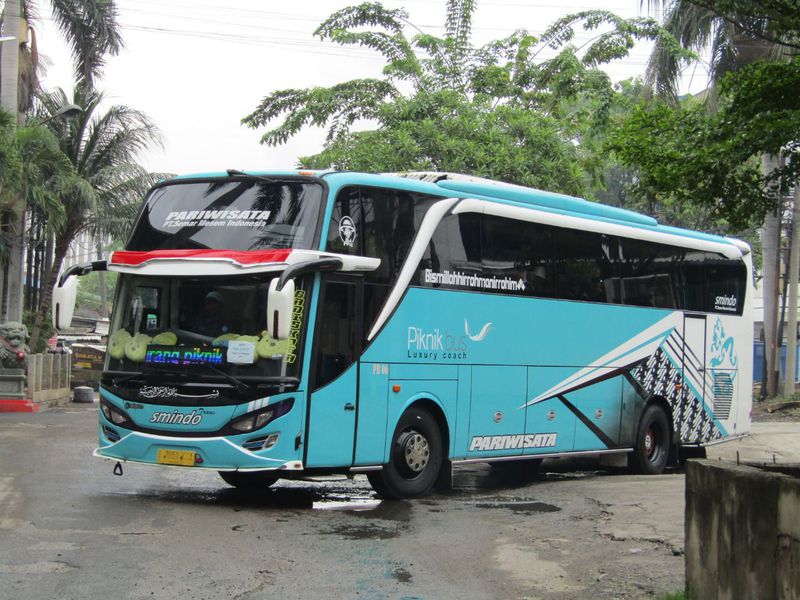 Sewa Bus Pariwisata Murah Balaraja, Tangerang: Panduan Lengkap Memilih Transportasi yang Tepat untuk Liburan Anda