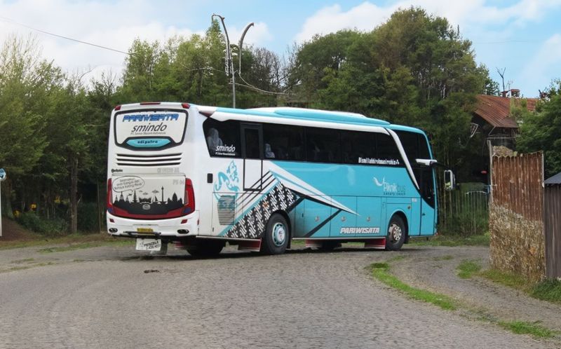 Mengarungi Pesona Majalengka: Pariwisata dan Armada Bus yang Mendukungnya