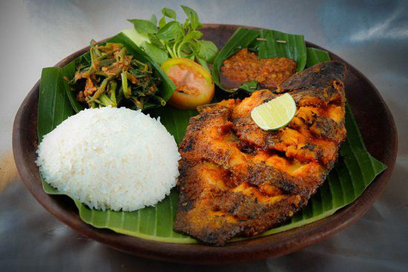 Box Nasi Lauk Ikan Gurame Bakar Gandok - Gurame Goreng