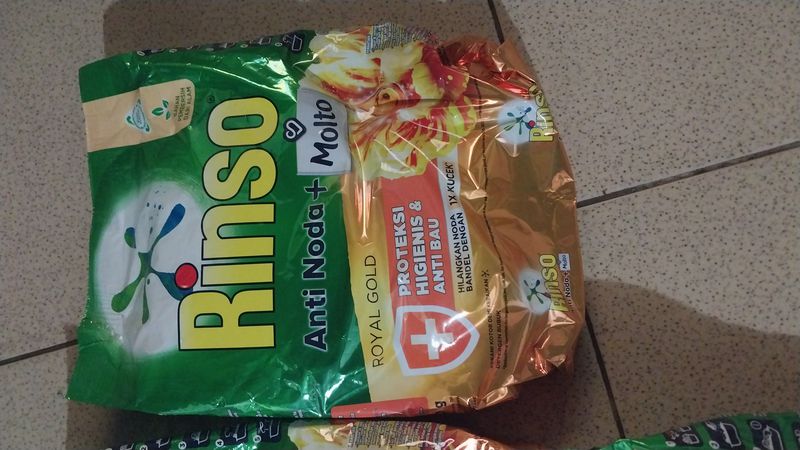 rinso / bubuk 770 gr