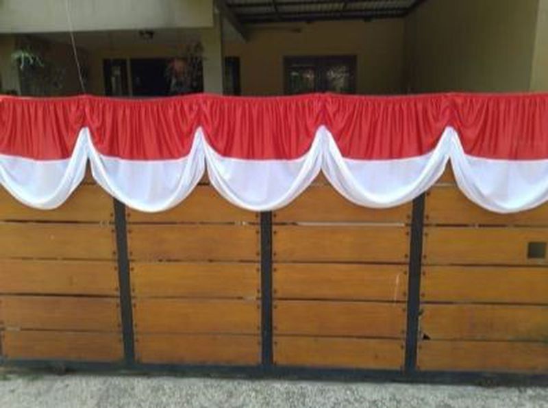 Bendera Rumbai Lengkung