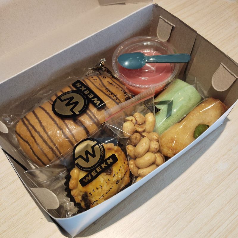 Paket Snack B