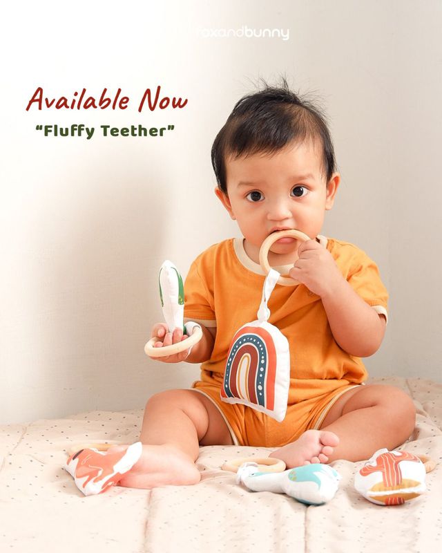 Fluffy Teether - Wooden Teether - Blue Bronto