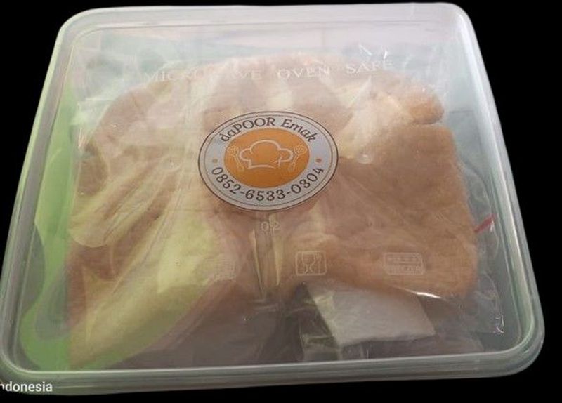 Jamuan makan biasa/Nasi Box Daging Ayam