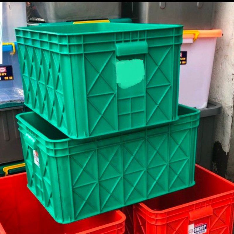 Box Container dan Accesories Lab